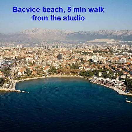 With Shared Garden 3 Min Walk To The * 斯普利特