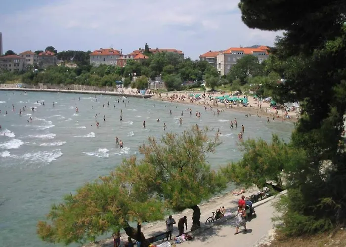 Apartment With Shared Garden 3 Min Walk To The Split