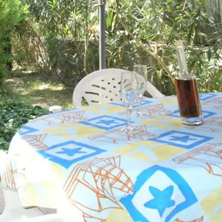 Апартаменты With Shared Garden 3 Min Walk To The Сплит